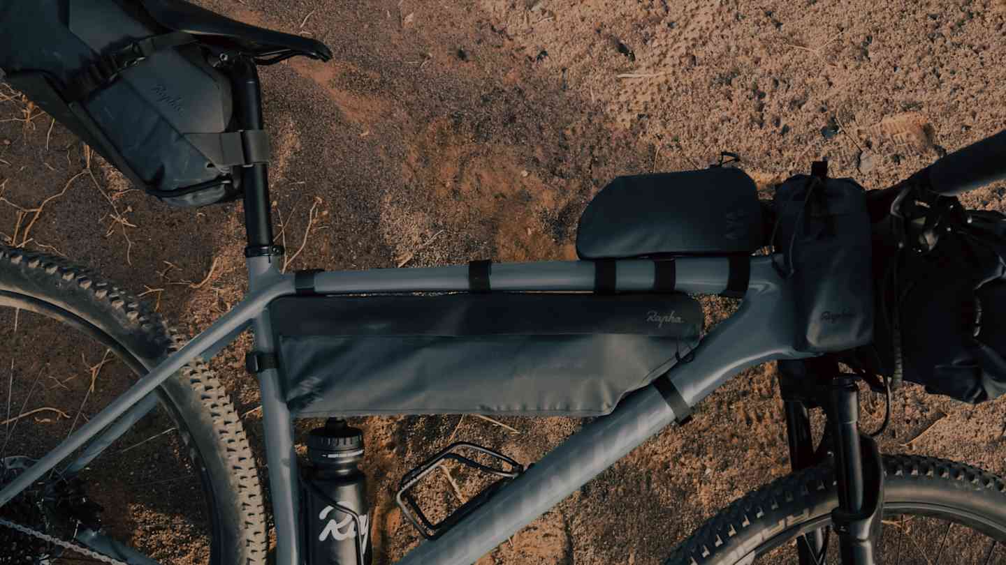 Explore Frame Pack 2.5L - Small | Rapha