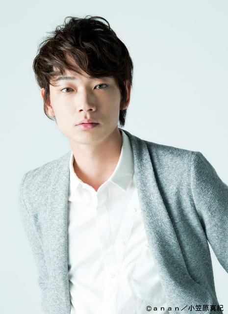 綾野剛の色気ある佇まい 「そこのみにて光輝く」ビジュアルを独占入手