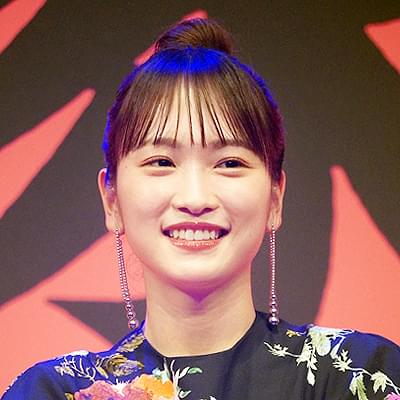 川栄李奈：プロフィール・作品情報・最新ニュース - 映画.com