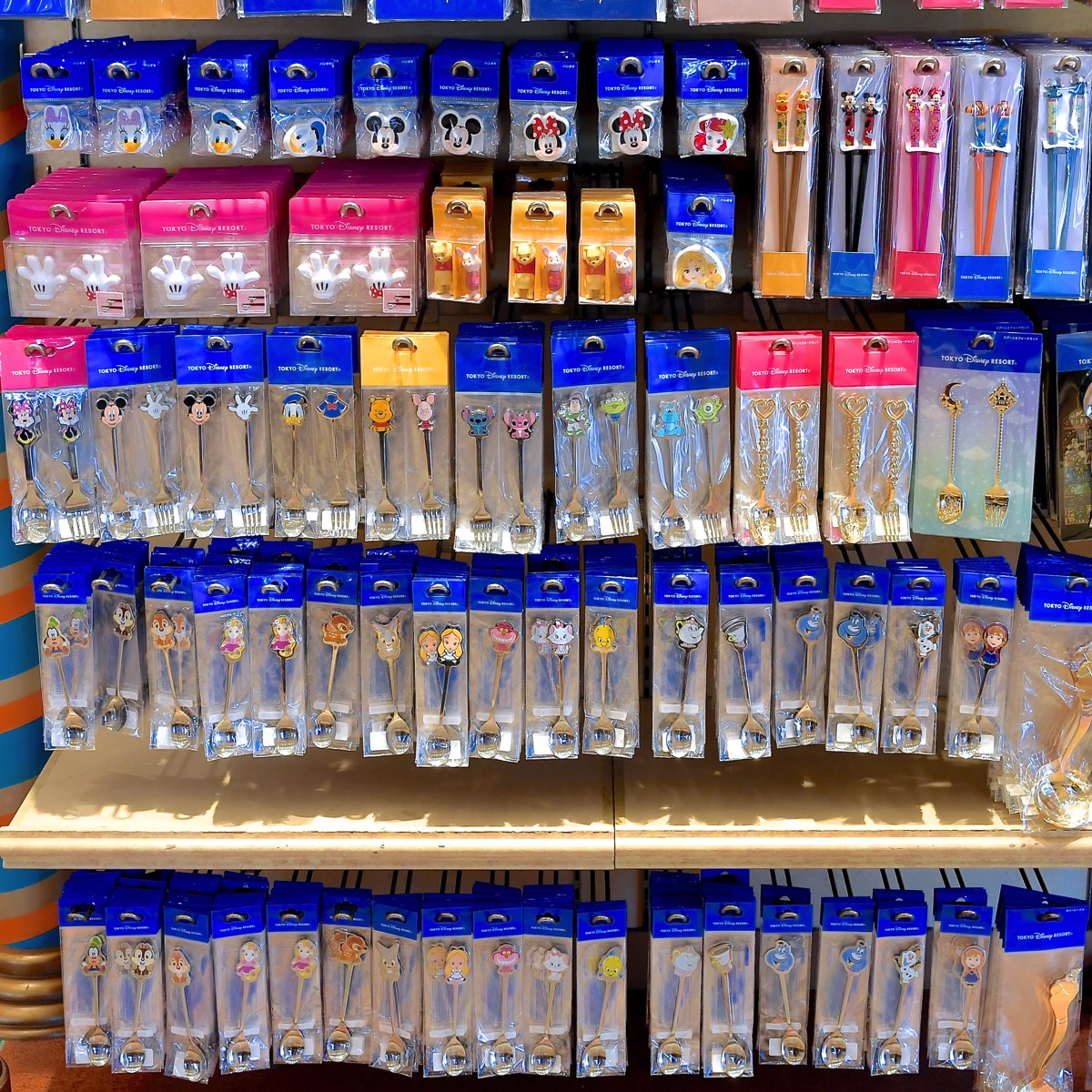 ペアデザインがかわいい！東京ディズニーランド スプーン＆フォーク