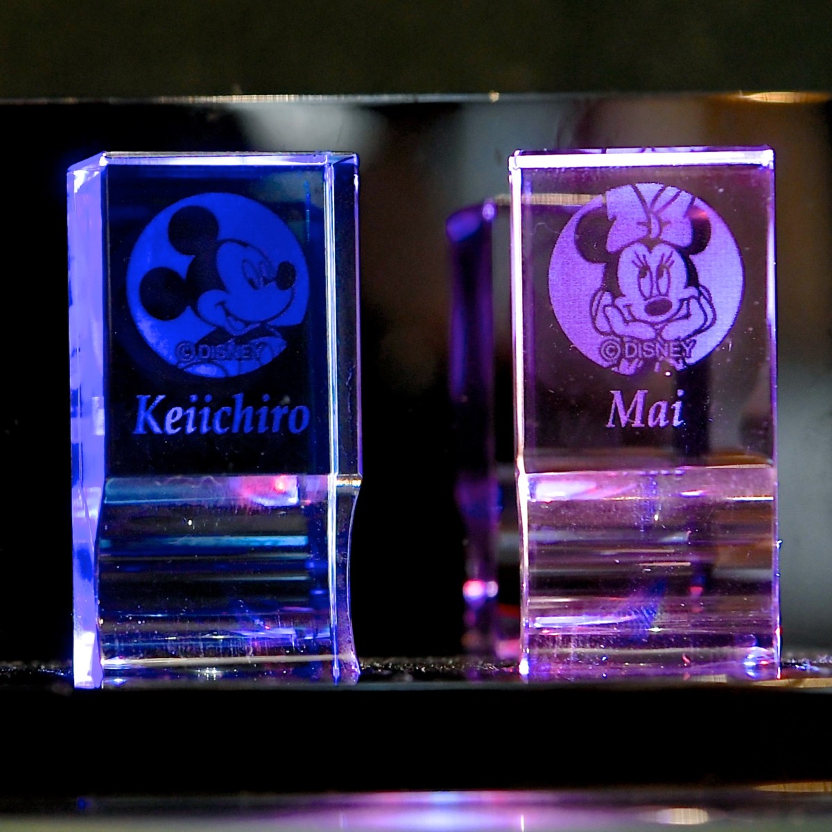 ガラス製の高級箸置き！東京ディズニーランド「クリスタルアーツ」名