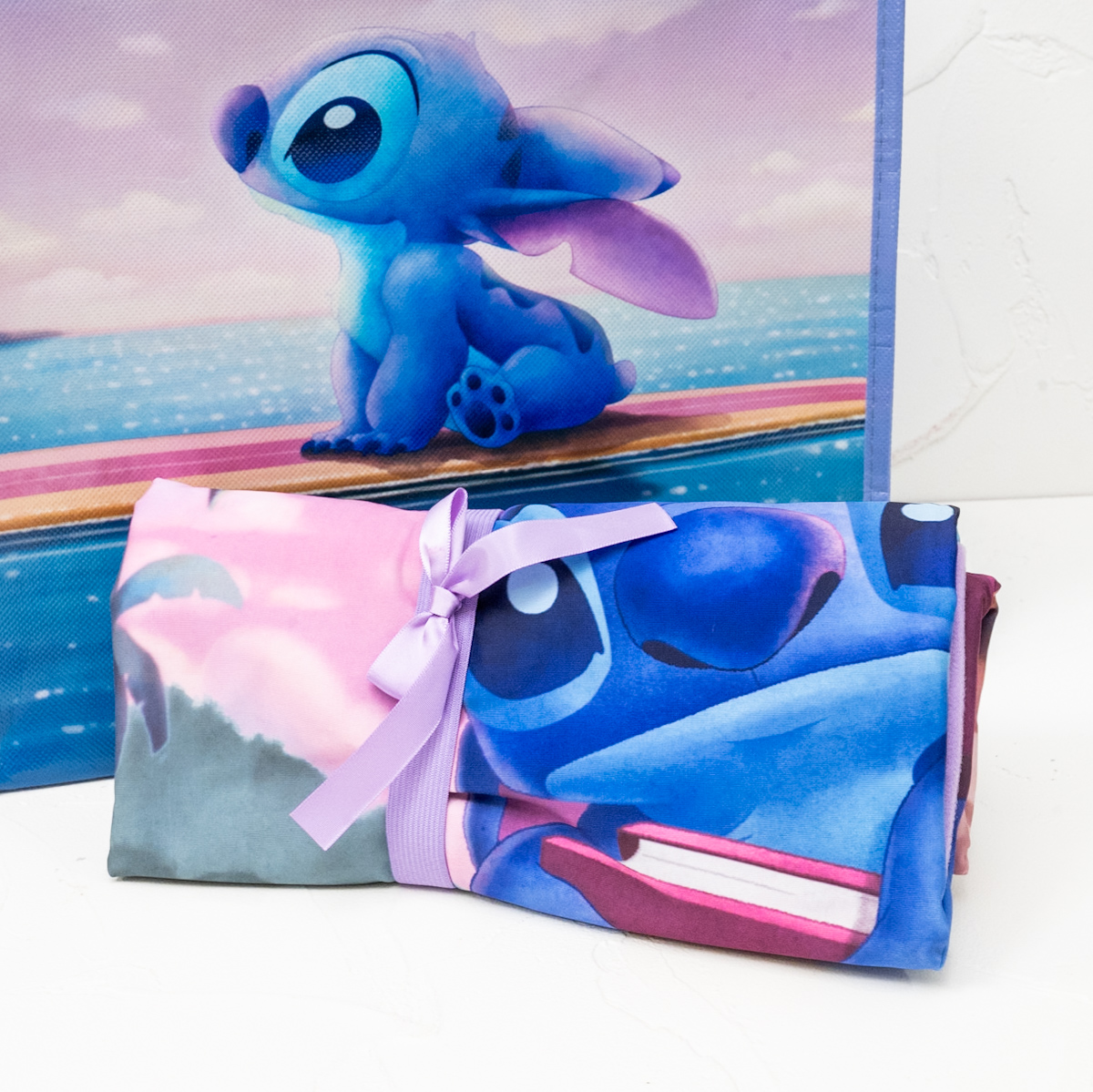 アヒルを抱きしめるスティッチ！ディズニーストア Disney Stitch Day