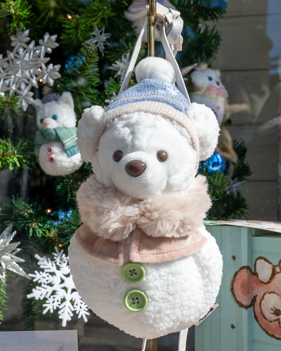 雪だるまやクリスマスデザイン！東京ディズニーシー”ダッフィー