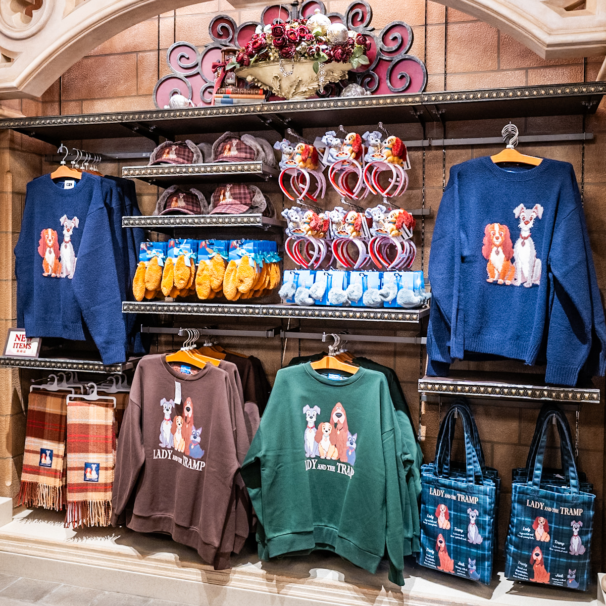 レトロクラシックなチェック柄！東京ディズニーリゾート「わんわん物語