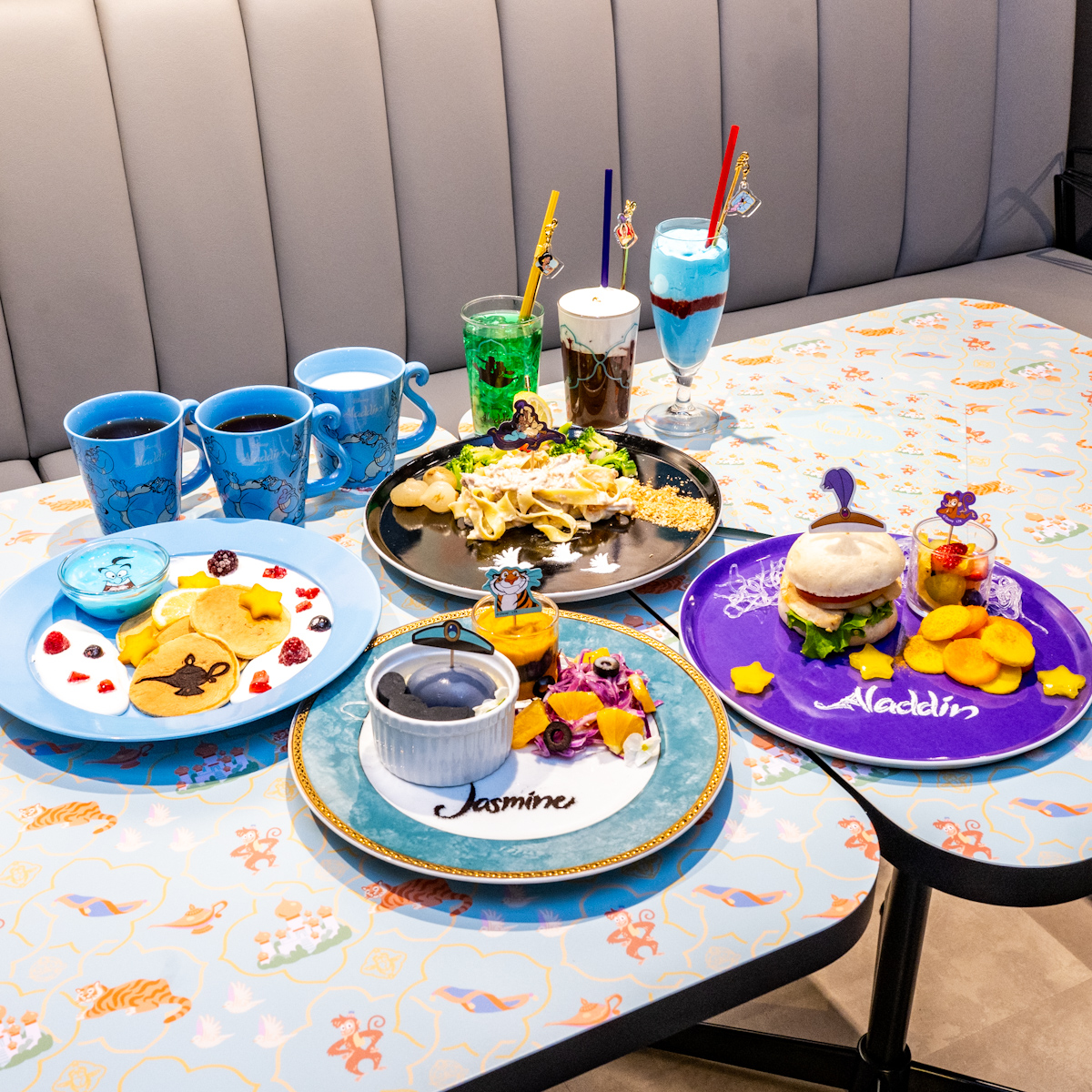 ロマンチックな『アラジン』の世界観が楽しめるカフェ！ ディズニー