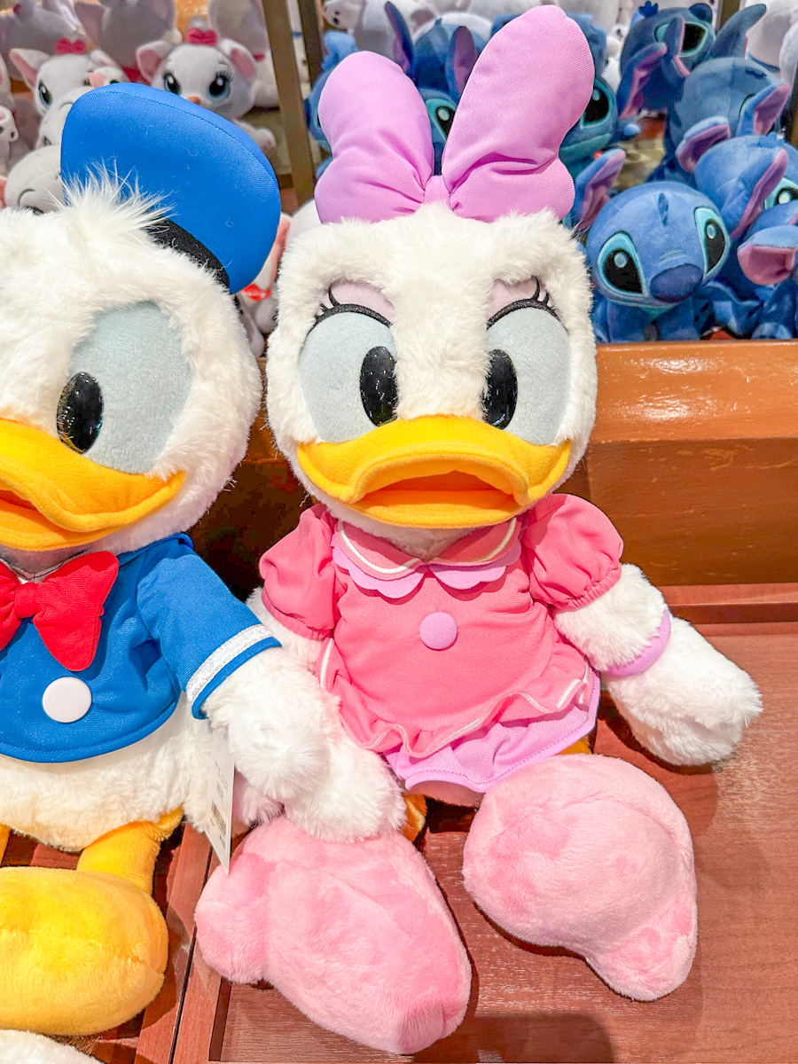 ふわふわかわいいドナルドダック、デイジーダック登場！東京