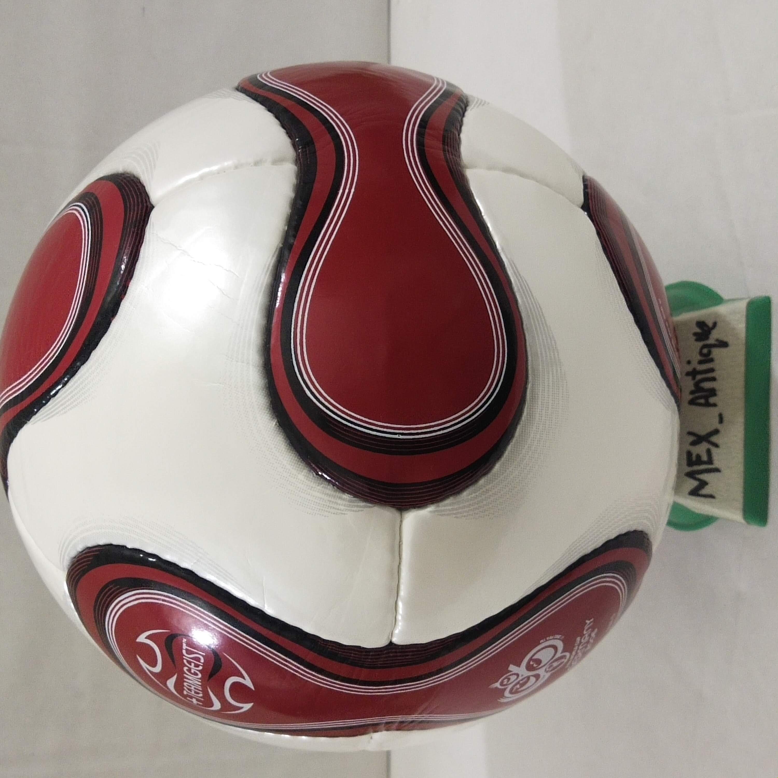 Adidas Teamgeist Red | 2006 | J League & JFA | SIZE 5 – MEX Antiques