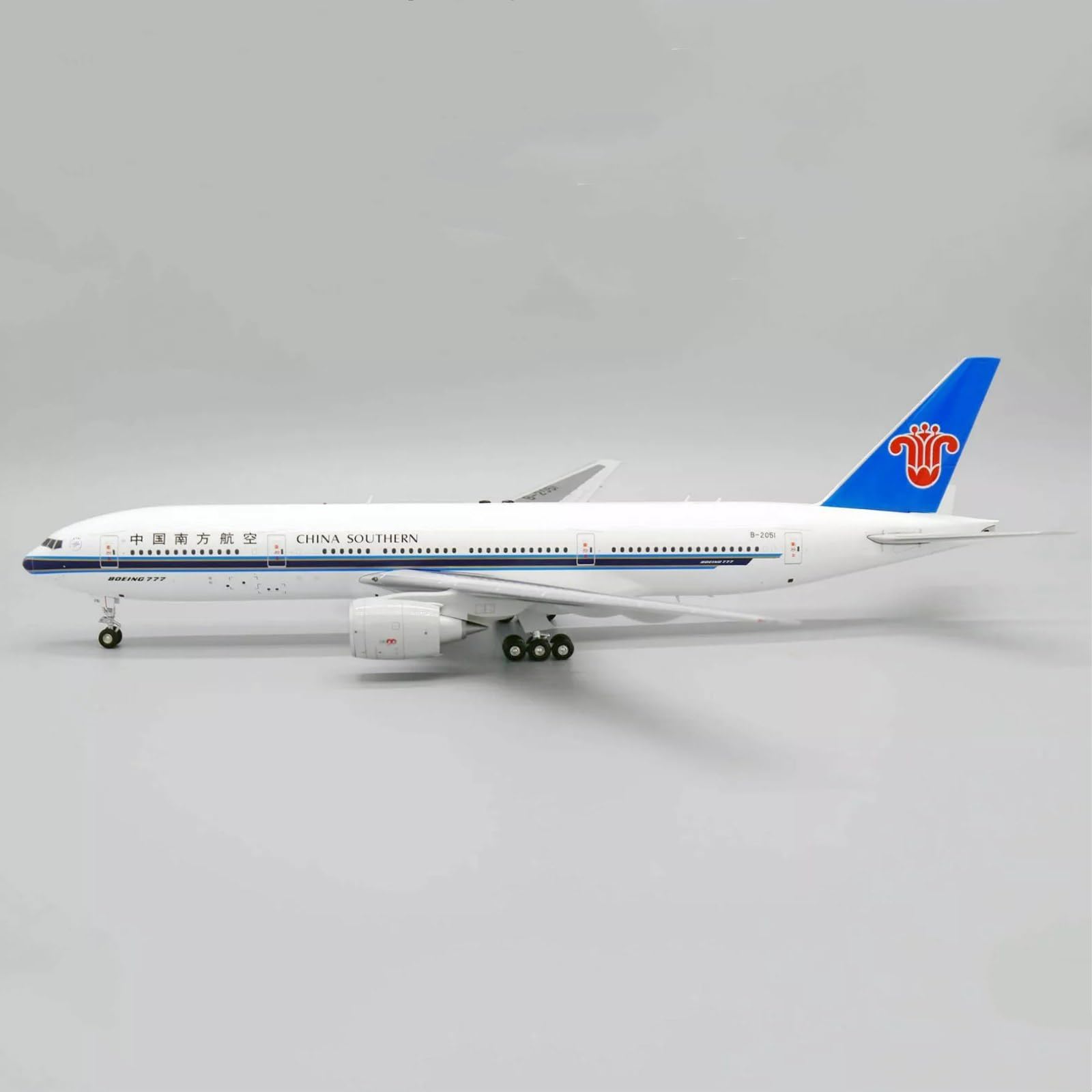 中国南方航空 Airlinertags B777-21B ぶ厚いパーツ 中国南方航空