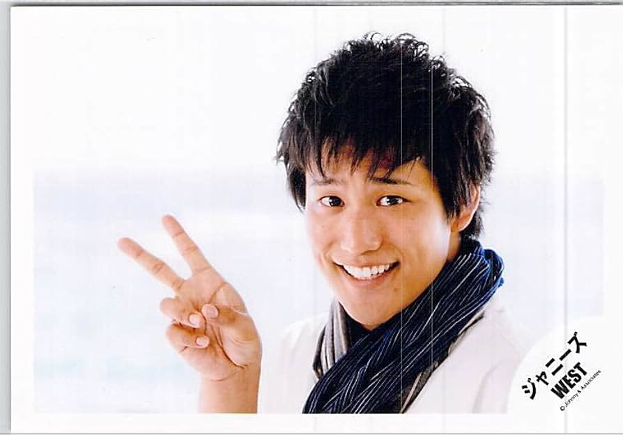 Amazon.co.jp: ジャニーズWEST 桐山照史 公式写真 写真 フォト