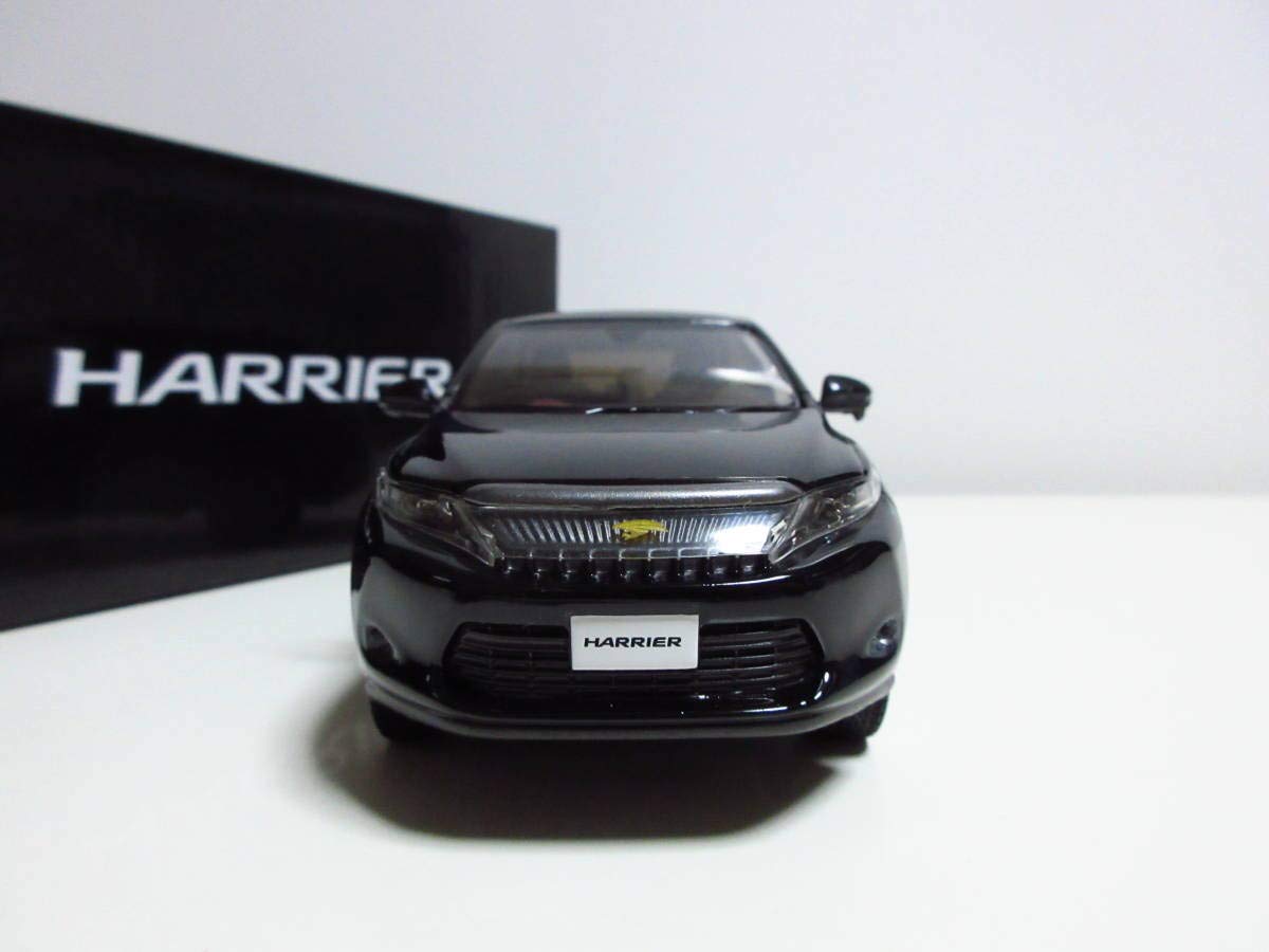 Amazon | 1/30 トヨタ ハリアー ハイブリッド HARRIER 60系 前期