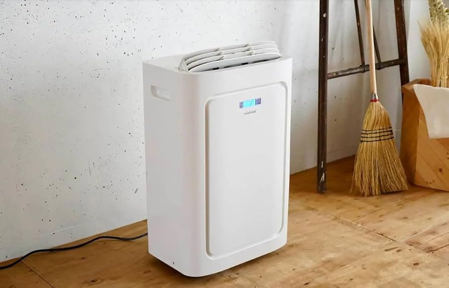 Amazon | 【トヨトミ】スポットエアコン TAD-22NW (W) ホワイト