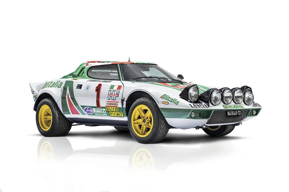 Amazon.com: Italeri 4714 1:12 Lancia Stratos HF Size 4 Model