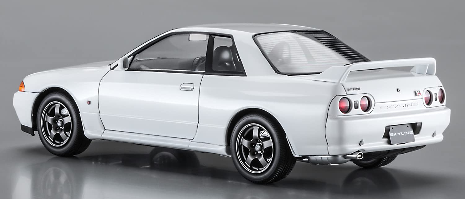 Amazon.com: Hasegawa HA20544 1:24 Nissan Skyline GT-R (BNR32