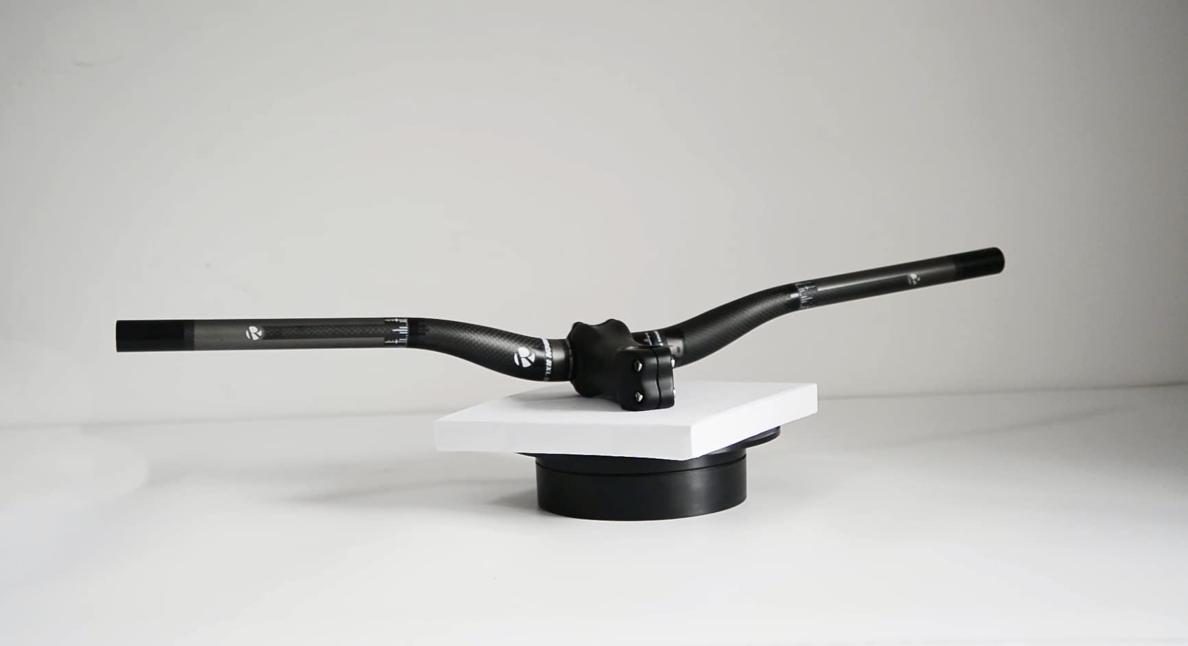 Amazon.co.jp: MTBハンドルバー 700mmハンドルバーマウンテンバイク