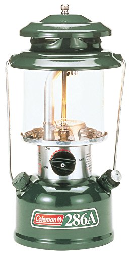 父から受け継いだ一生モノ！「コールマン」のガソリンランタン