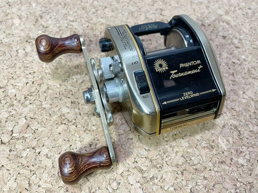 Amazon.co.jp: 稀少 オールド DAIWA PHANTOM ダイワ ファントム