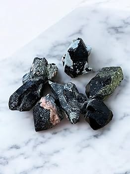Amazon | 【東海物産】モリオン原石 黒水晶 チベット産 厄払い 魔除け