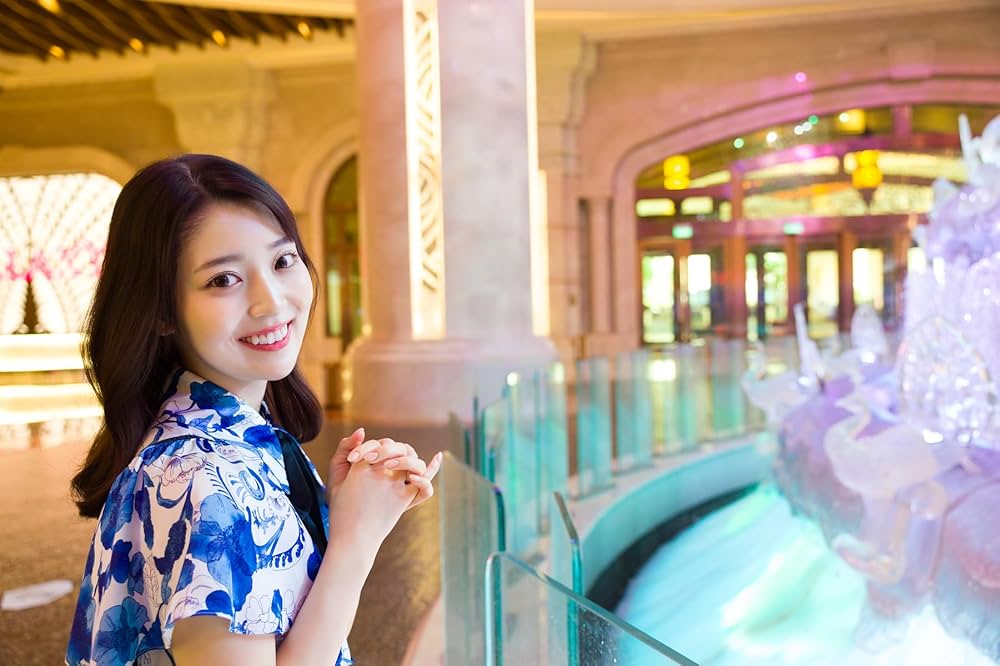 乃木坂46阪口珠美1st写真集『青いバラ』 | 阪口 珠美, Takeo Dec. |本