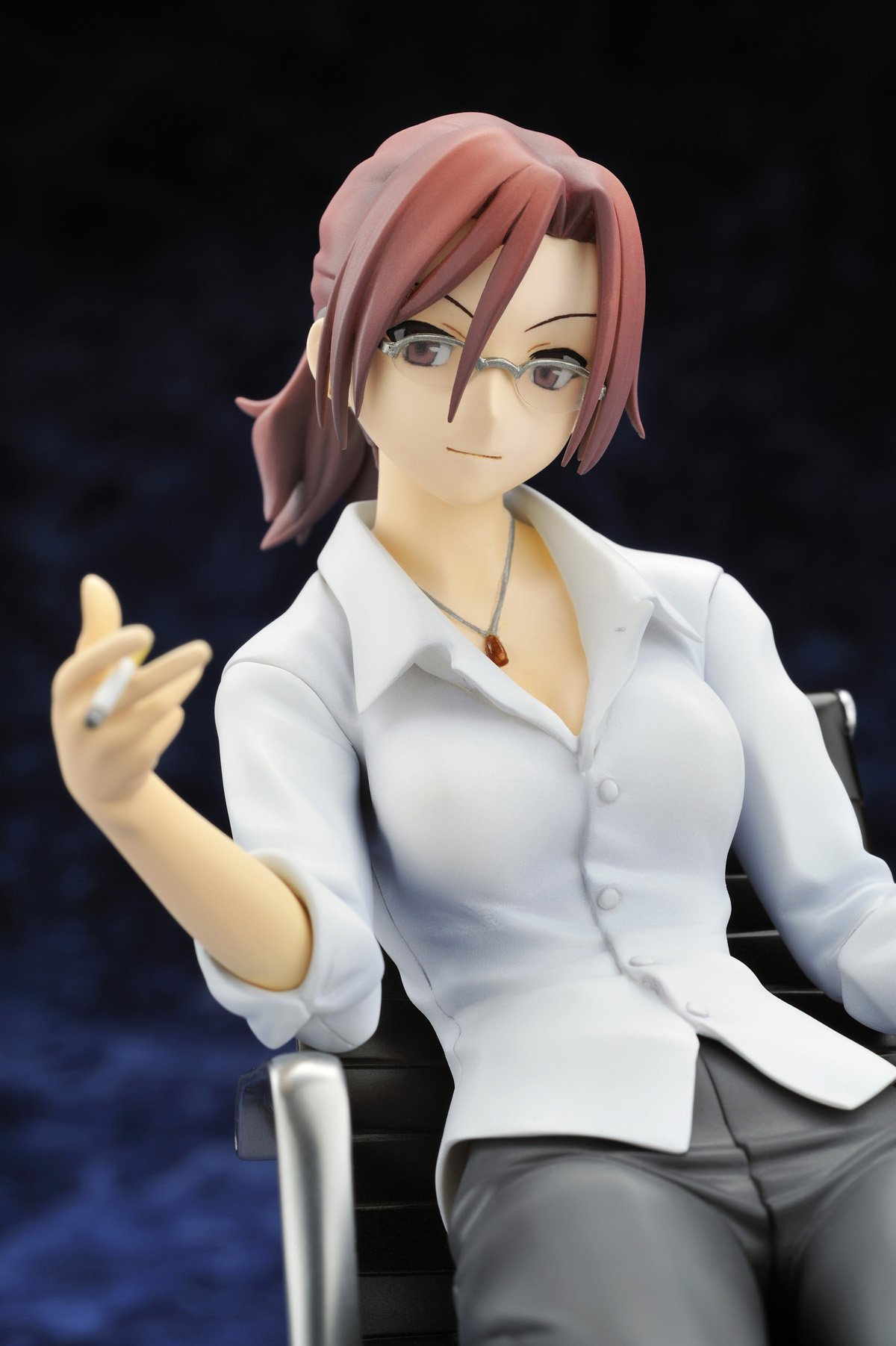 Amazon | アルター 蒼崎橙子 (1/8スケールPVC塗装済み完成品) - 劇場版