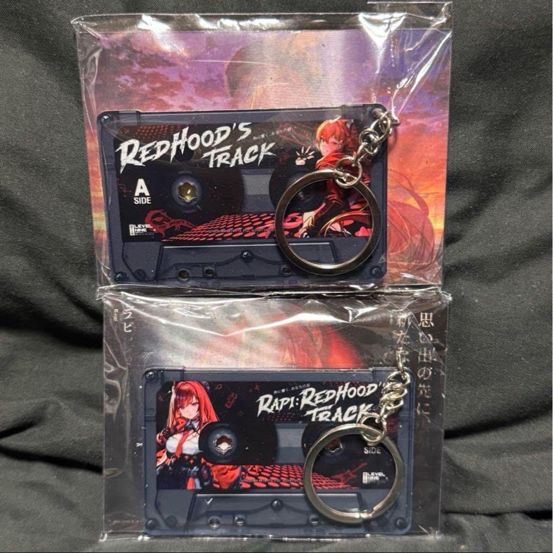 勝利の女神 NIKKE カセット型キーホルダー ホログラムガード ポスト