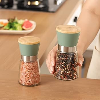 Amazon.com: VUCCHINI Salt and Pepper Grinder Set Bamboo Lid