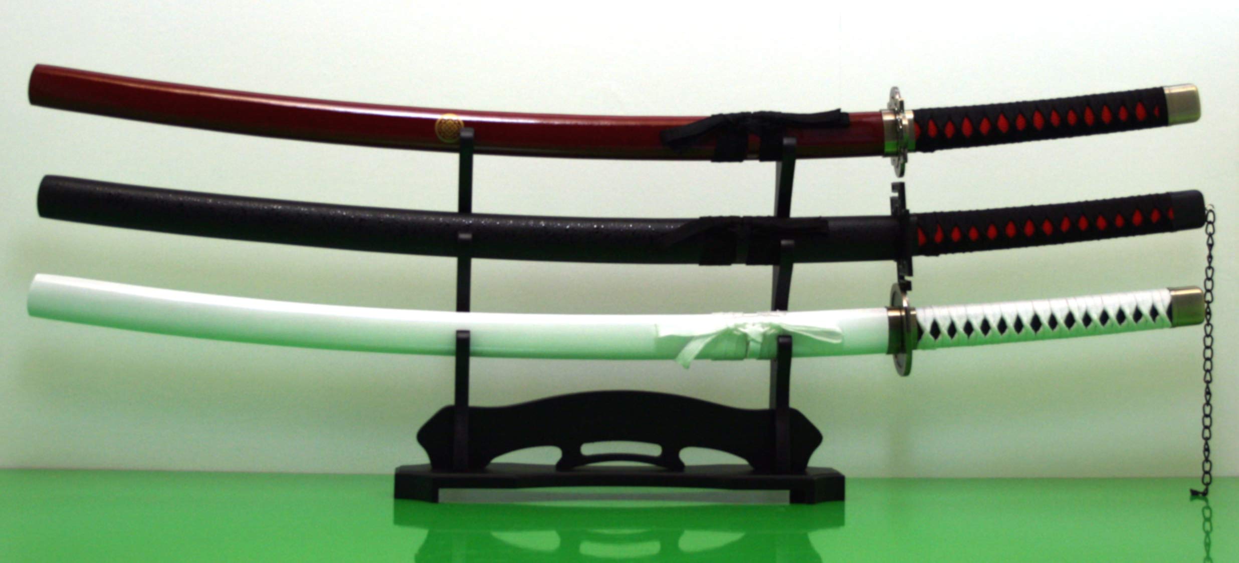 Amazon.co.jp: 刀掛け 黒 スタンド 刀別売 刀掛台 刀置き 剣置き 刀