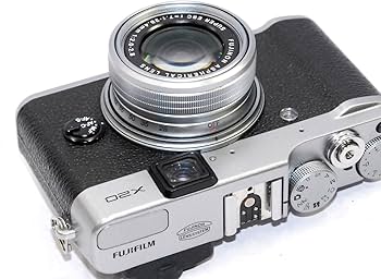 Amazon.co.jp: FUJIFILM Digital Camera X20S Optical 4x Zoom Silver