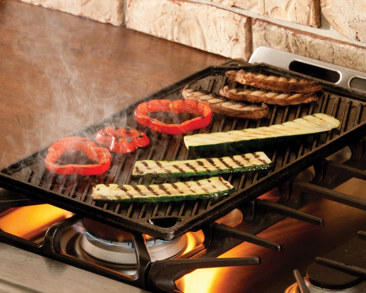 Amazon.com: Lodge Double Play Reversible Cast Iron Grill/Griddle