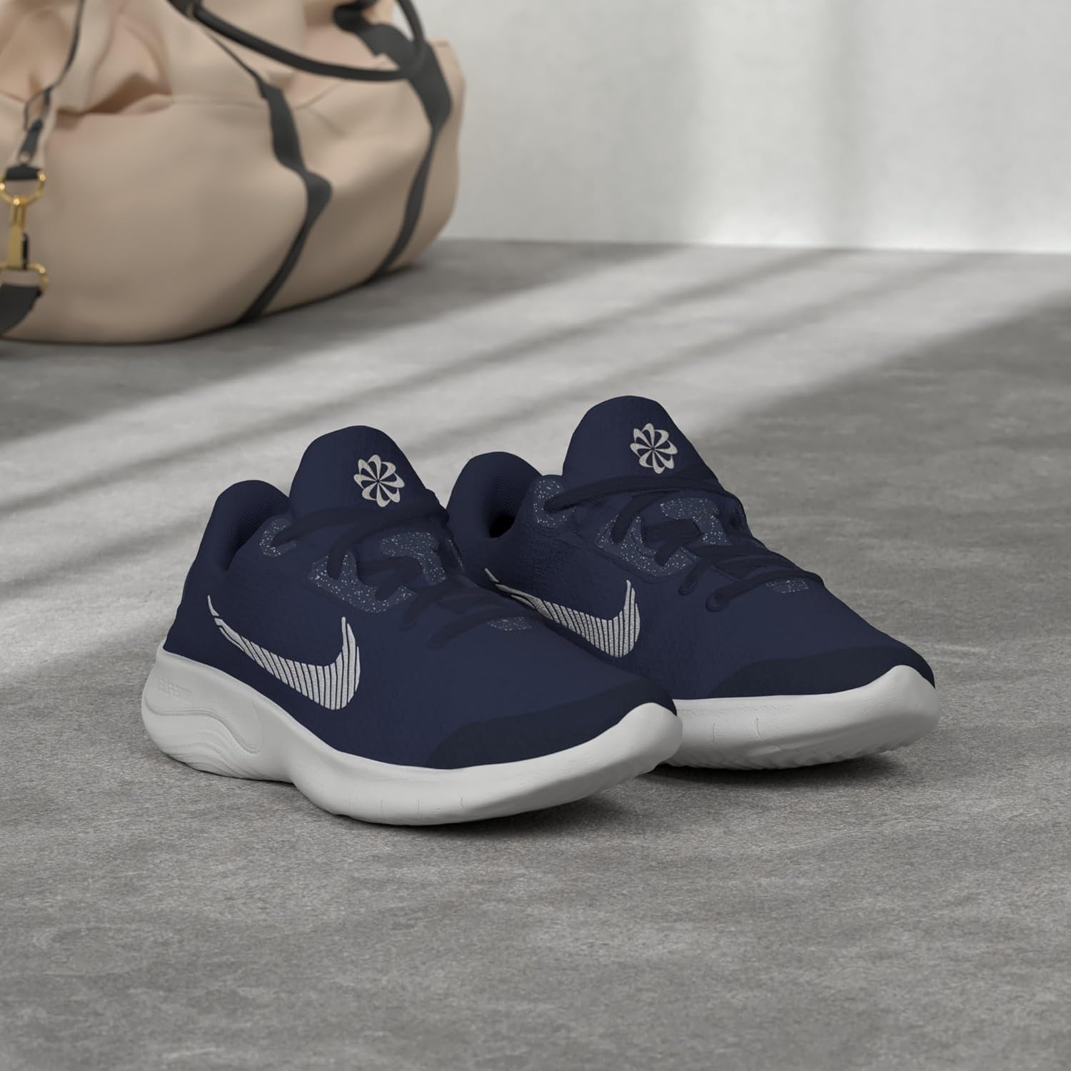 Amazon | Nike メンズ ランニングシューズ, ブルー ミッドナイト