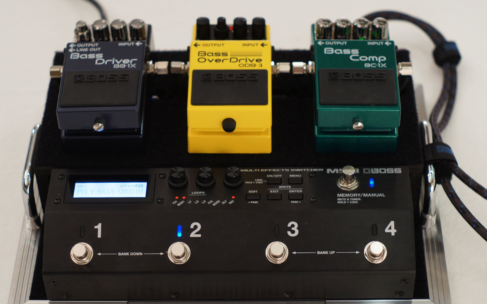 BOSS MS-3 & EV-30 マルチエフェクター exペダル BOSS MS-3 & EV-30