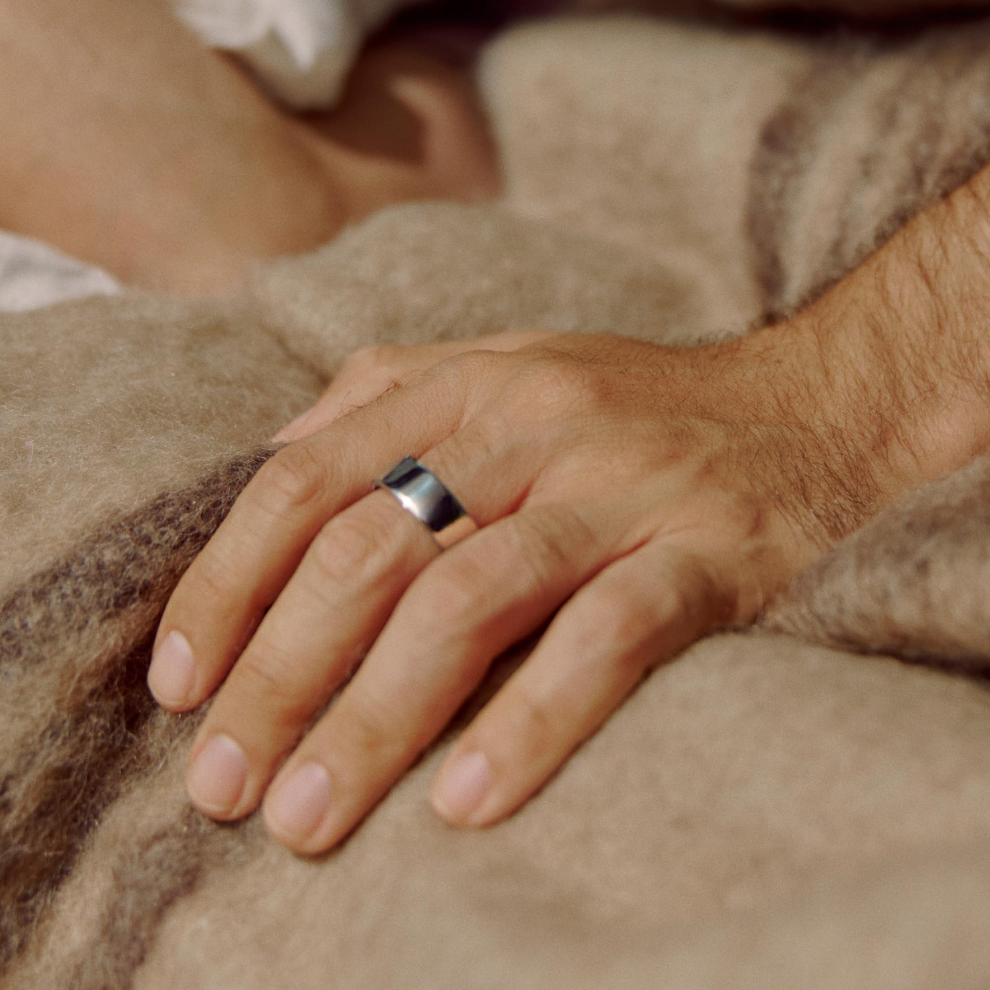 Amazon.co.jp: Oura Ring 第4世代 スマートリング – シルバー – サイズ
