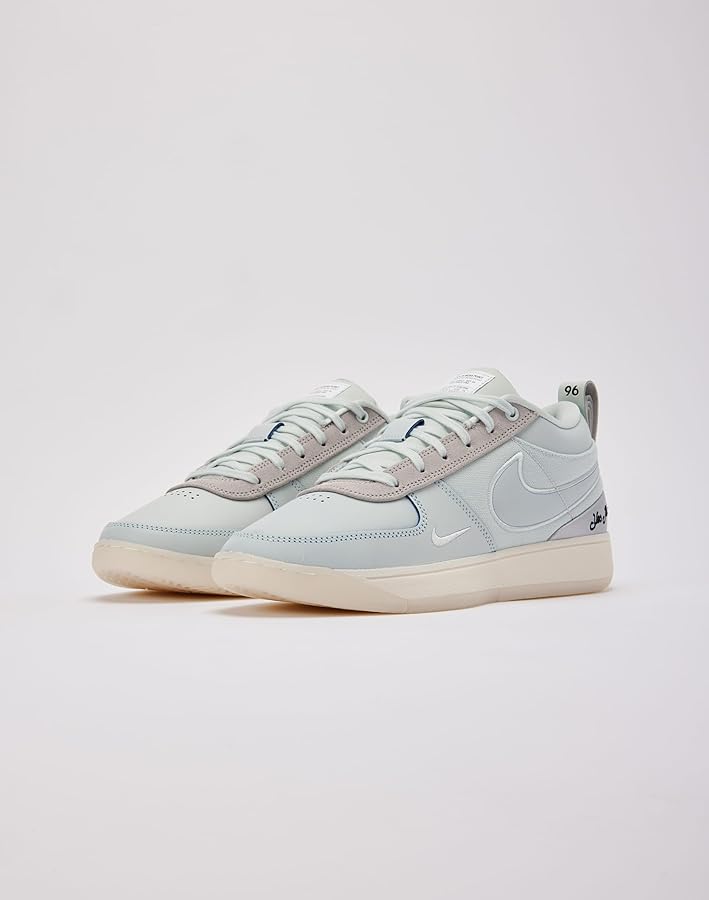 Amazon.com | Nike Book 1 