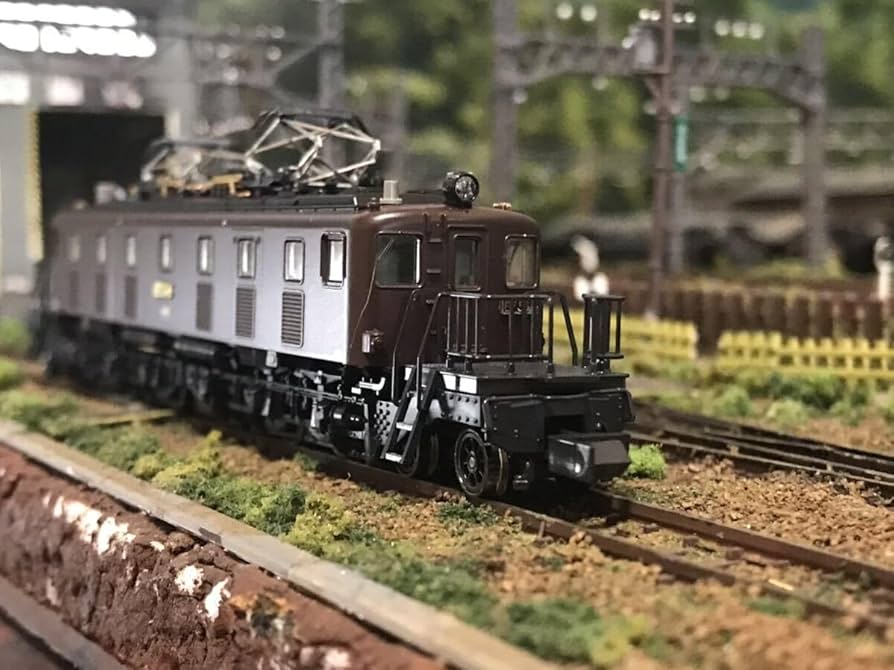 Amazon.co.jp: KATO カトー 3070-1 国鉄 EF56 1次形 東北本線 旅客用