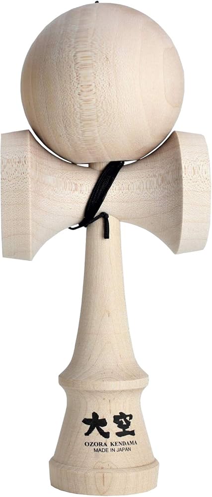 Amazon.co.jp: 日本けん玉協会 推奨品 競技用けん玉 「大空」 REShape