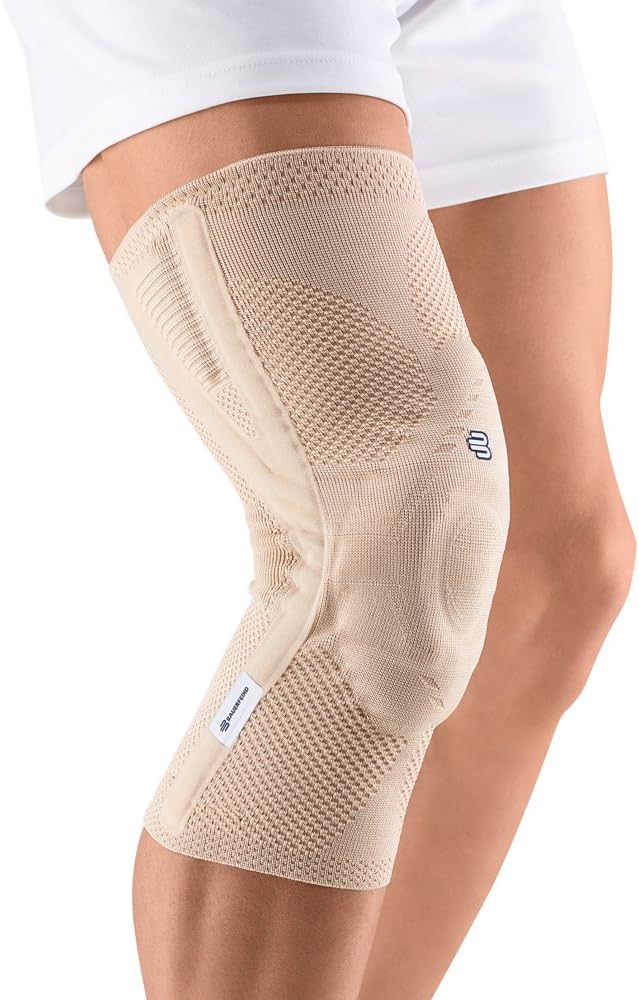Amazon.com: Bauerfeind - GenuTrain P3 - Patella Knee Support - For