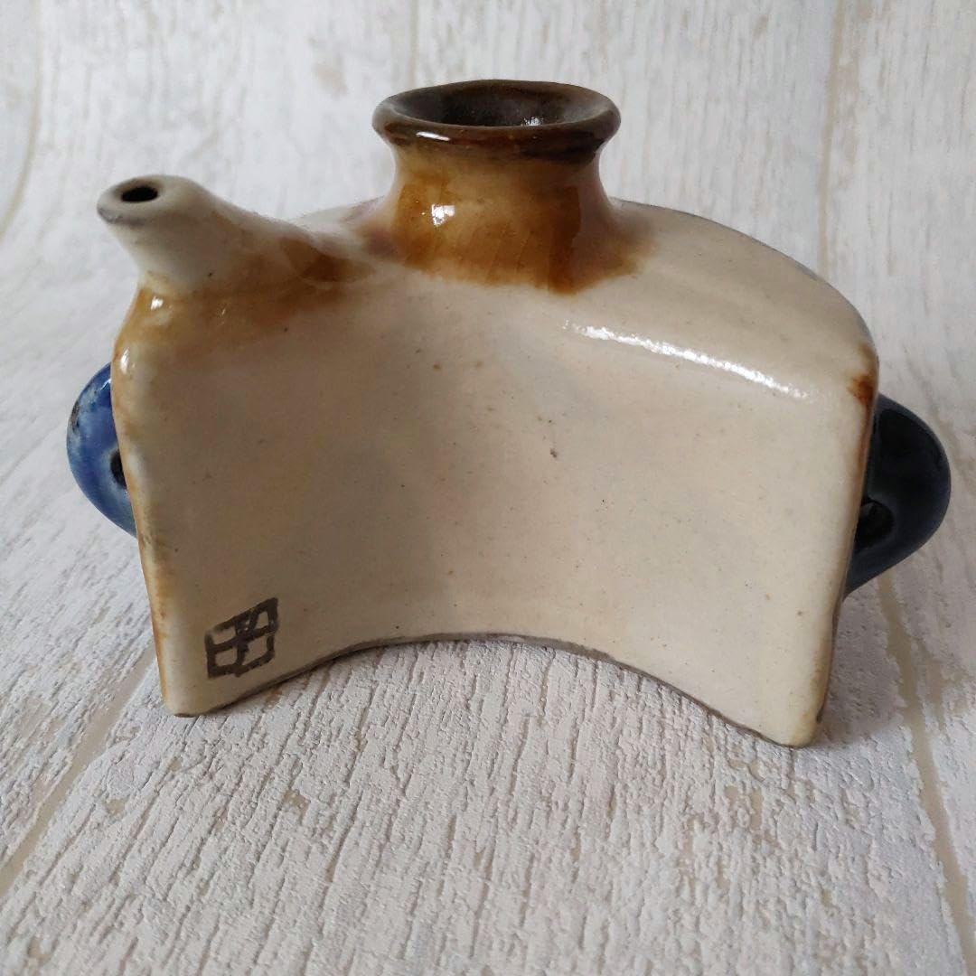 Amazon.co.jp: 沖縄 やちむん 壺屋焼 金城敏昭 魚文抱瓶 おちょこ