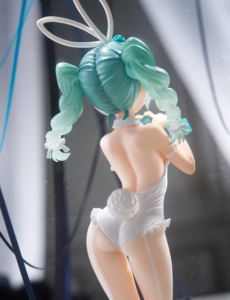 Amazon.co.jp: 初音'ミク BiCute Bunneis Figureーruru.do WHITEver.ー