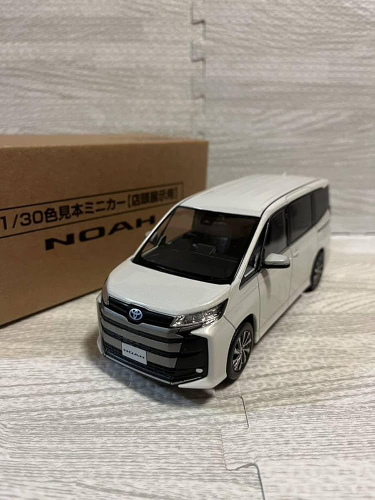 Amazon | ミニカー 新型ノア NOAH 1/30 カラーサンプルミニカー