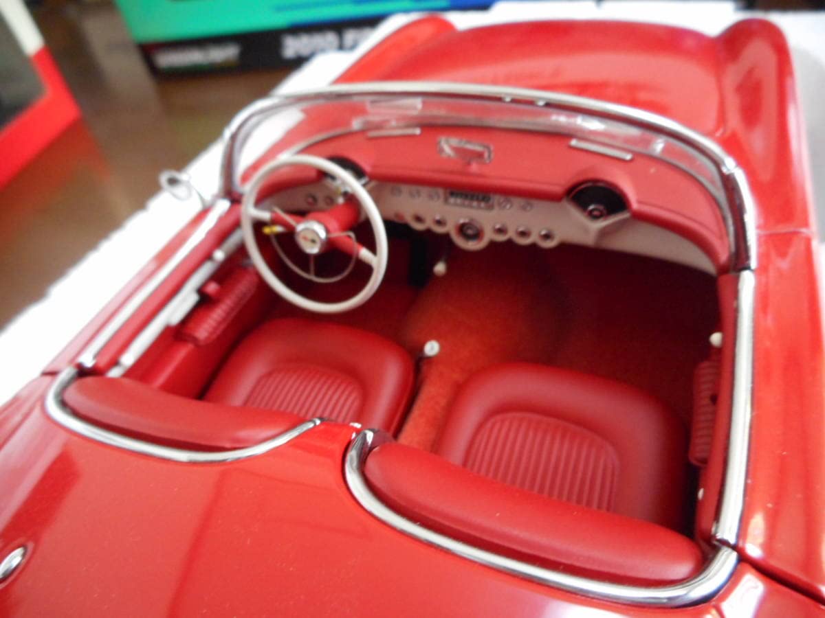車 ダイキャストミニカー 1/18 AUTO・ART コルベット1953