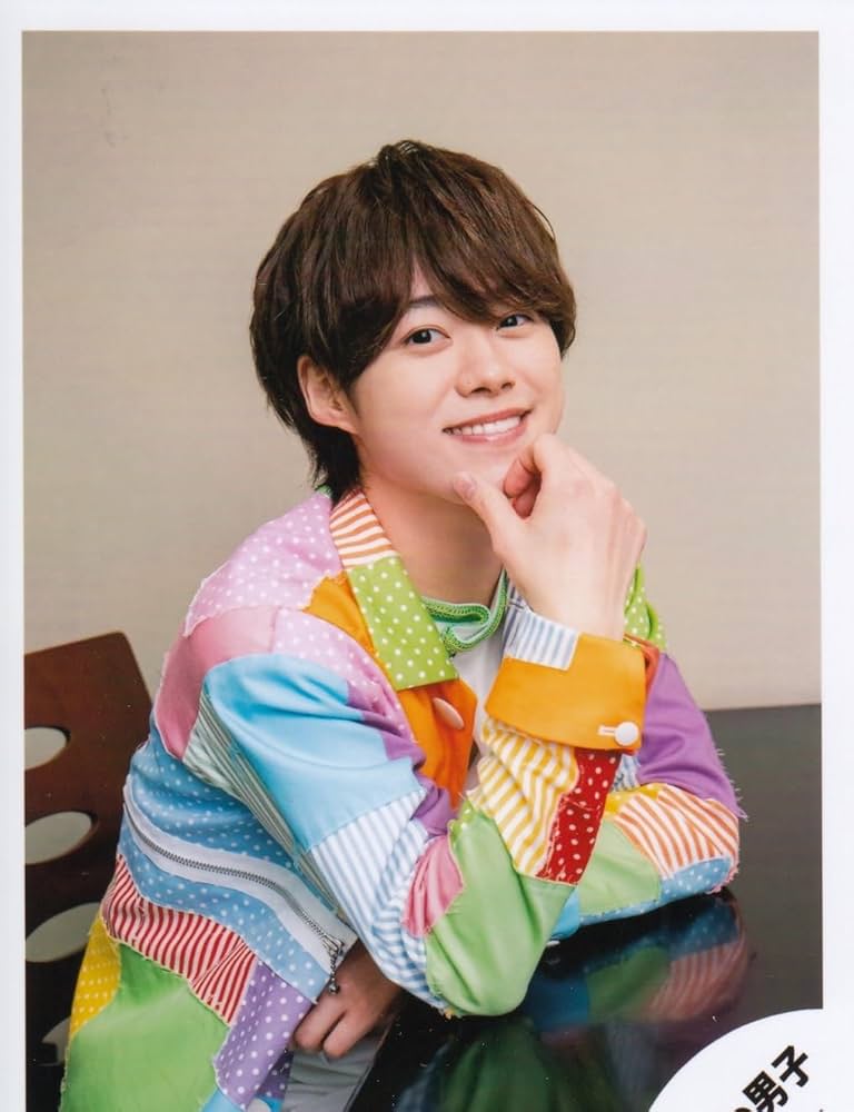Amazon.co.jp: なにわ男子 公式 生 写真（大橋和也）J00921 : おもちゃ