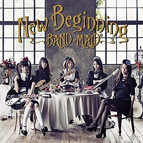 メイド姿でハードロックを奏でるガールズ・ロック・バンド BAND-MAID