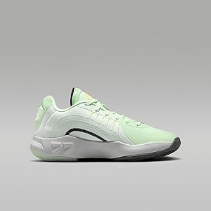 Amazon.com | Luka 4 