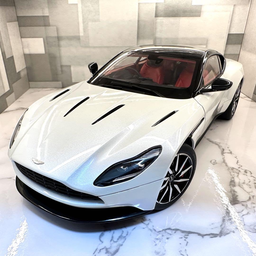 Amazon.co.jp: 1/18 オートアート アストンマーチン DB11 メタリック