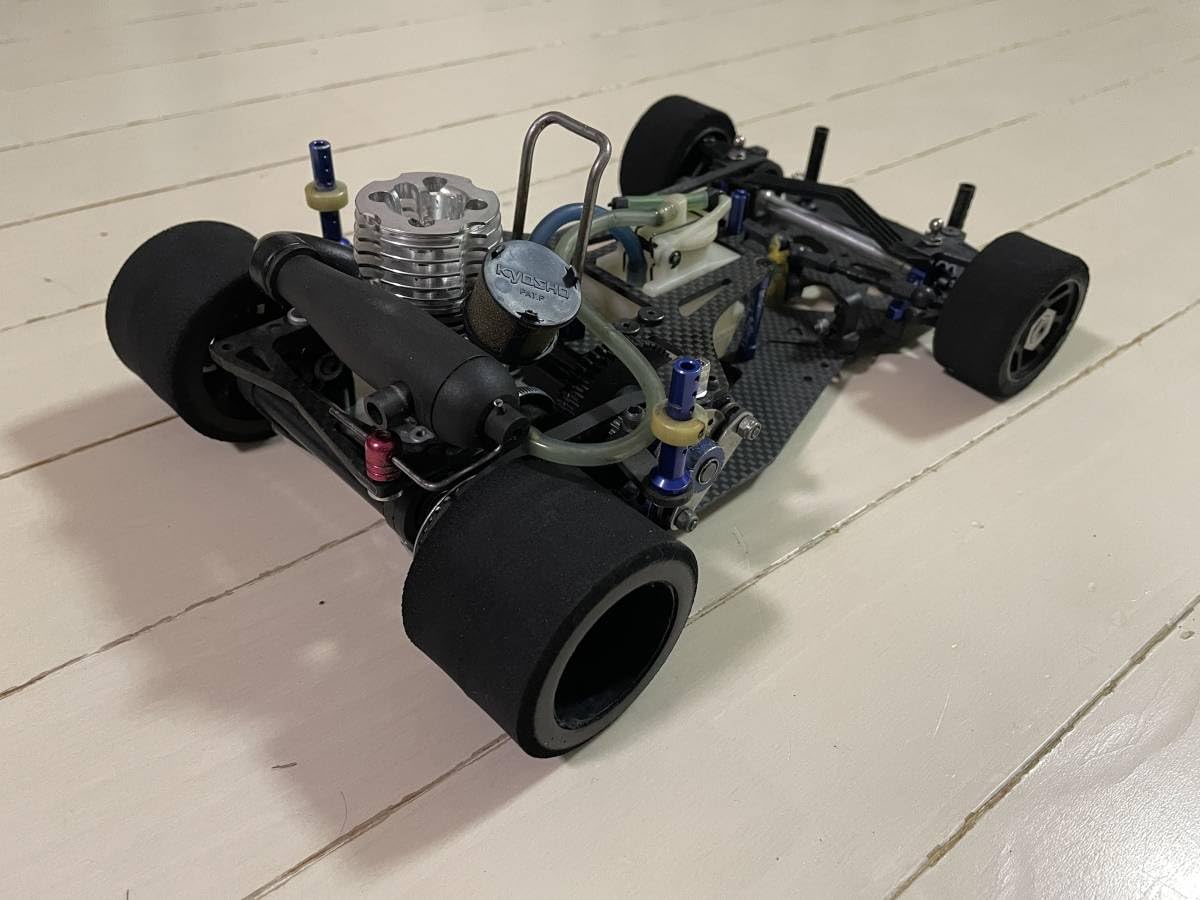 Amazon.co.jp: 込み！レア 京商 スパーダ09 112 エンジン カーボン