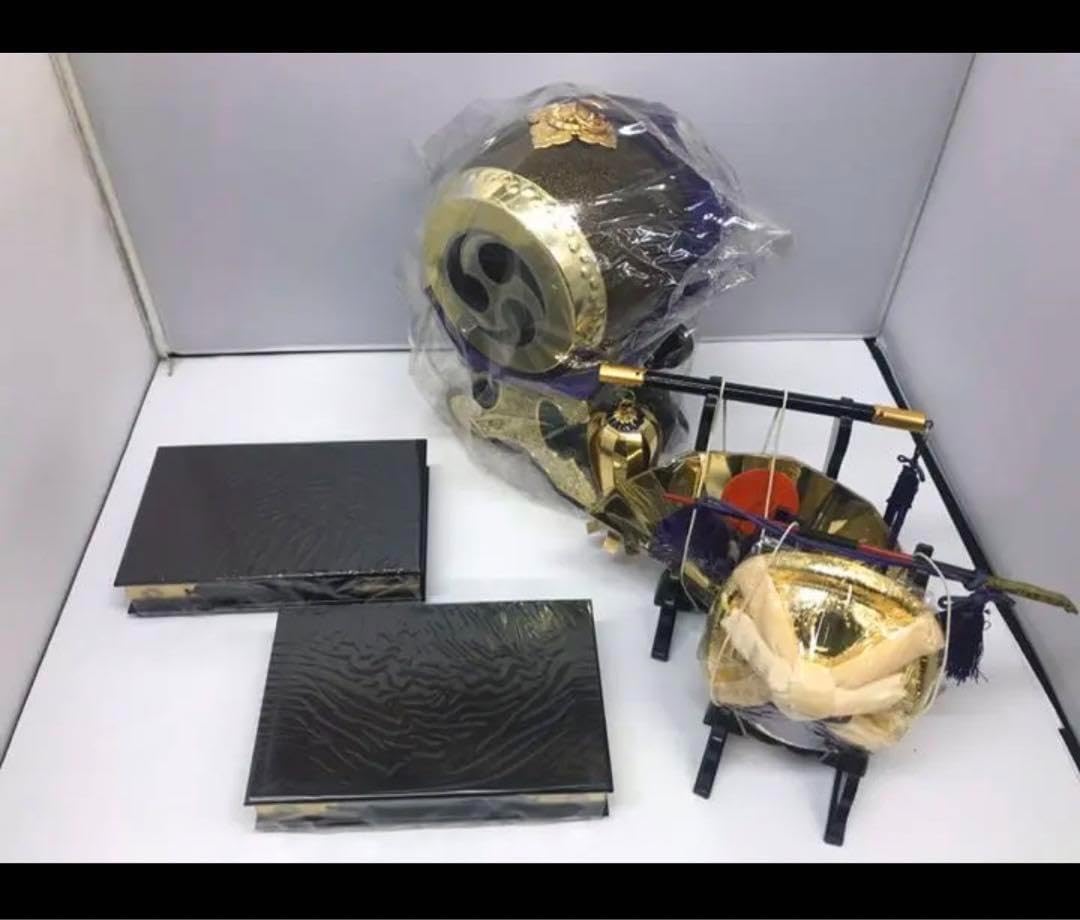 Amazon | 五月人形 50号 3点セット 太鼓 扇笠 竹印 兜飾り 鎧飾り