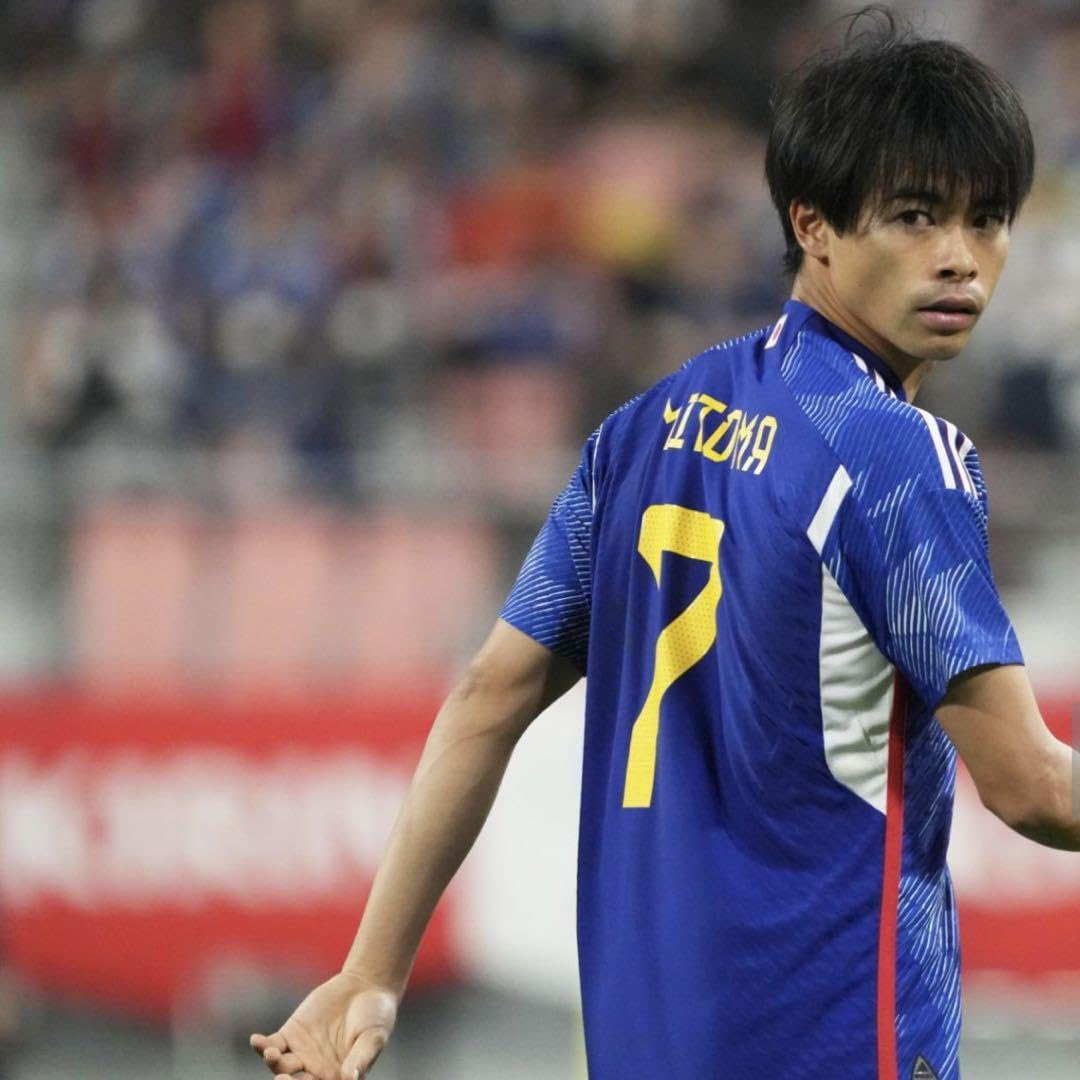 Amazon.co.jp: 日本代表 三笘薫 2023 選手用 7番ユニフォーム