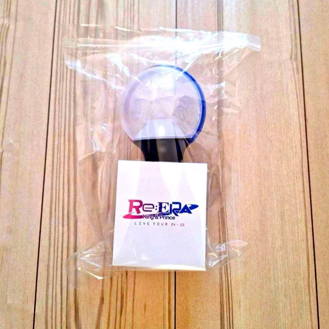 掛け軸2本 西垣大道作 兜画賛「吹毛剣」、横山大観筆「或る日の太平洋