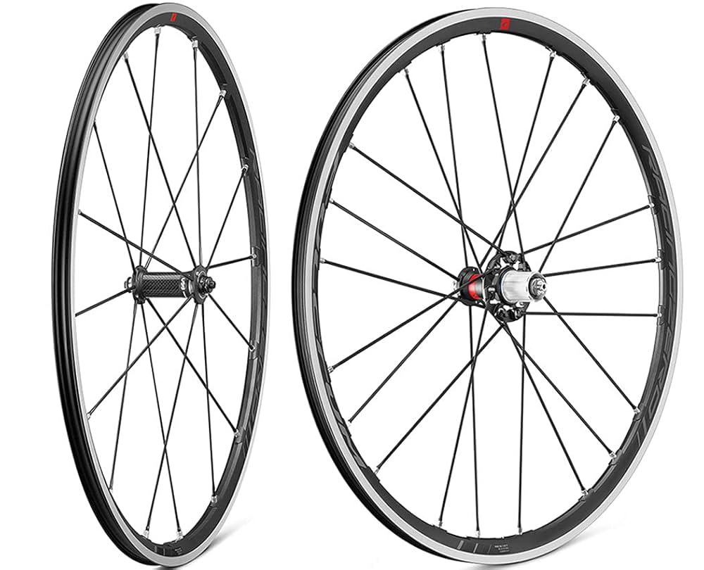 FULCRUM Racing ZERO COMPETISIONE フロント!