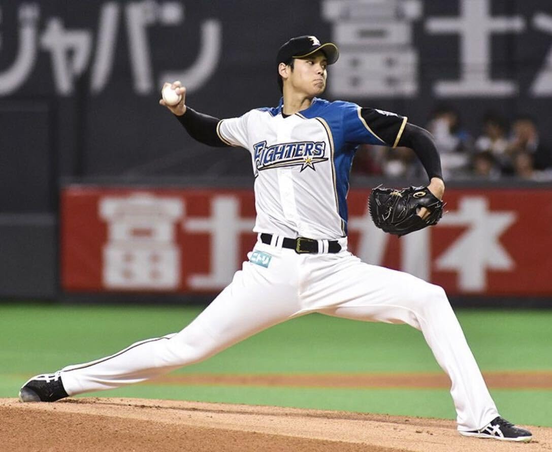 Amazon.co.jp: 北海道日ハムファイターズ 大谷翔平選手ユニフォーム 夢