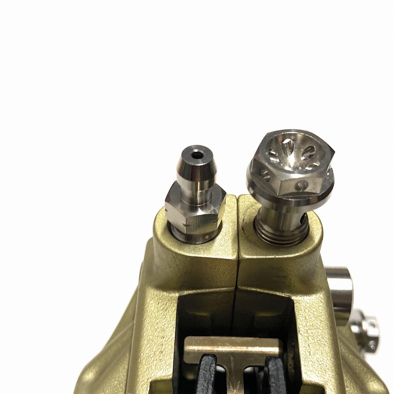 エアブリーダー スクリュー 64チタン M10 P1.0 ブレンボ キャリパー 64